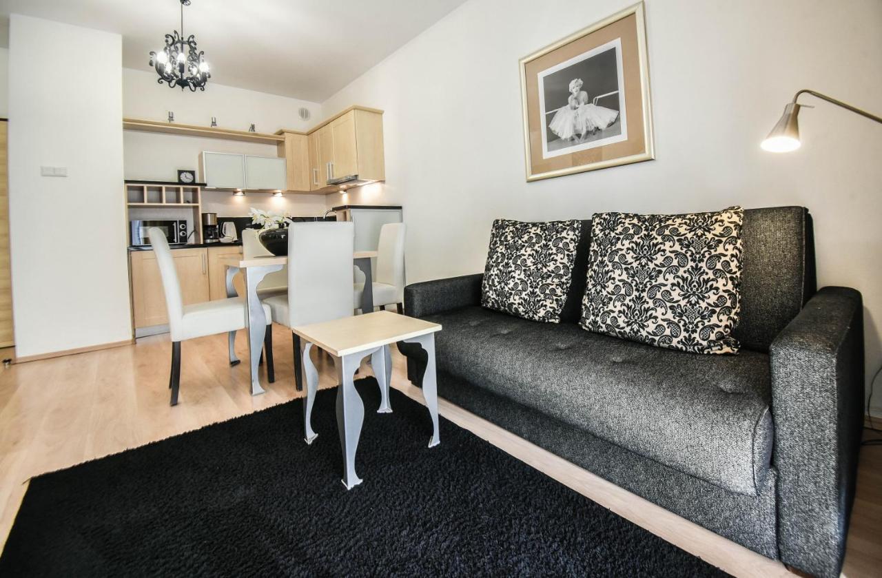 Apartamenty Przy Promenadzie Trzy Korony Z Sypialnia & Parking - Apartamenty Na Wyspie Swinemünde Exterior foto