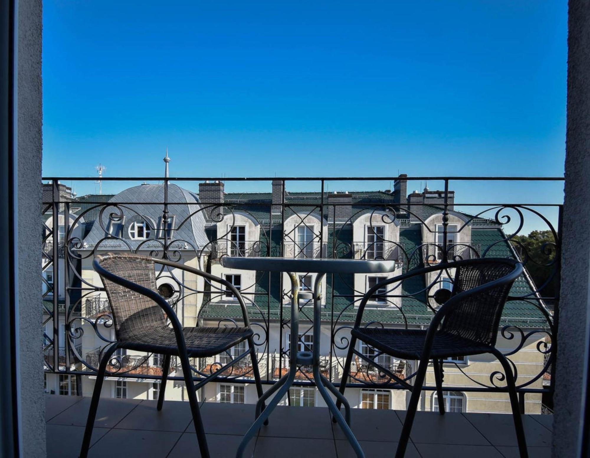 Apartamenty Przy Promenadzie Trzy Korony Z Sypialnia & Parking - Apartamenty Na Wyspie Swinemünde Exterior foto
