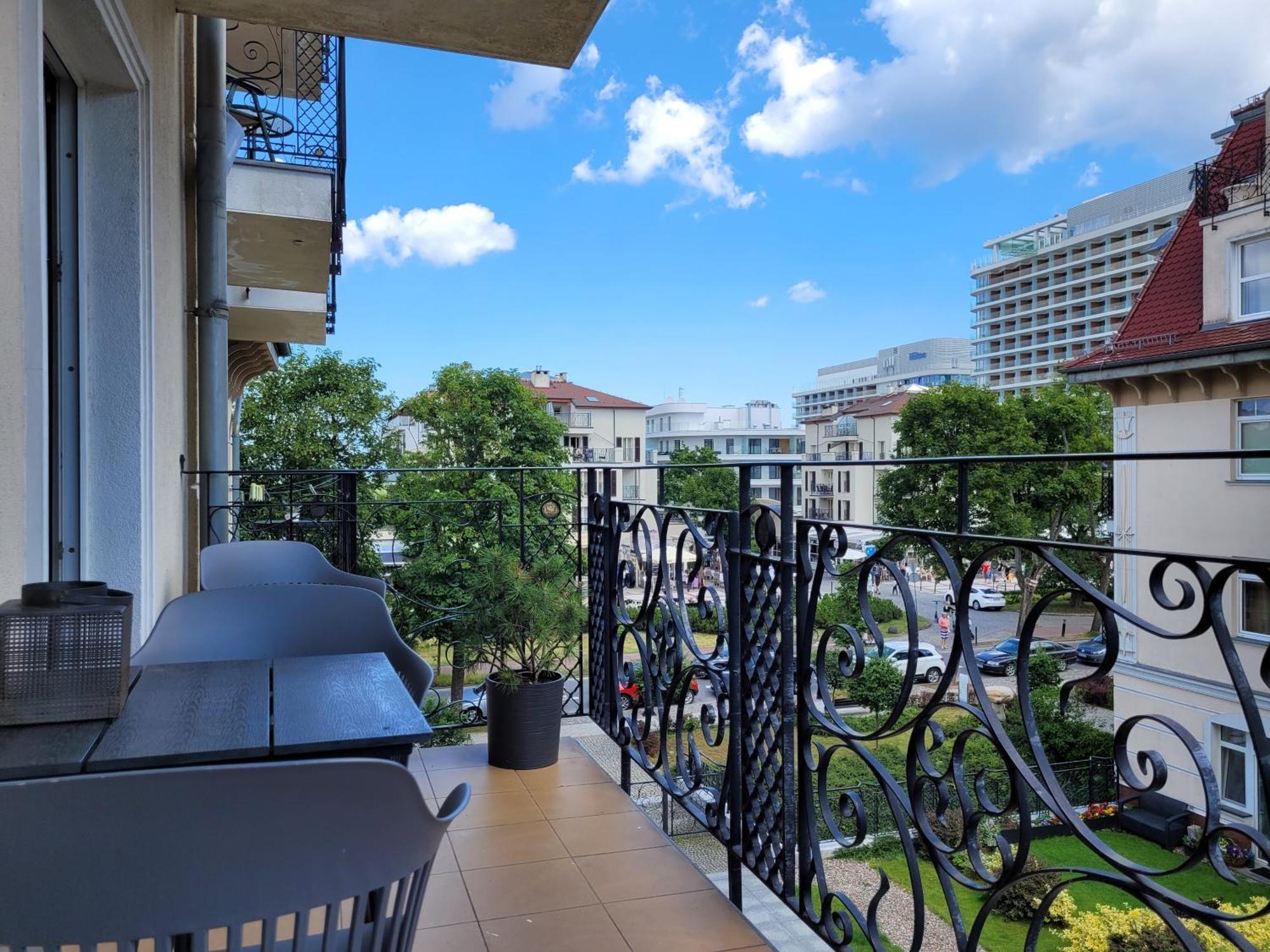 Apartamenty Przy Promenadzie Trzy Korony Z Sypialnia & Parking - Apartamenty Na Wyspie Swinemünde Exterior foto